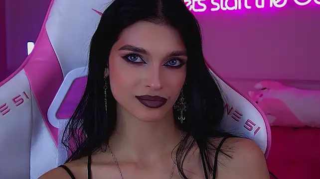 BeverlyMost XXX чат на живо