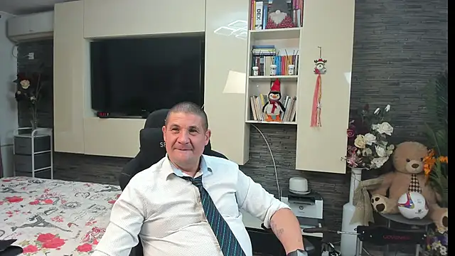 SpartacusDaddy48 Live XXX-Chat