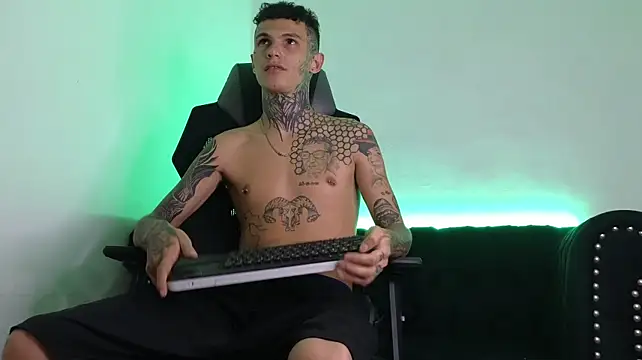 Paulo_527 Webcam Show