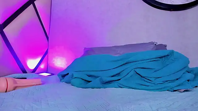 venus-03's Live XXX Chat