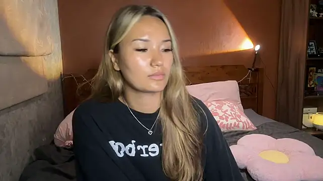 immahawaii's Live XXX Chat
