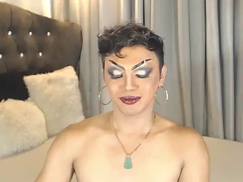 ButtWhoreBELLA Live XXX Chat