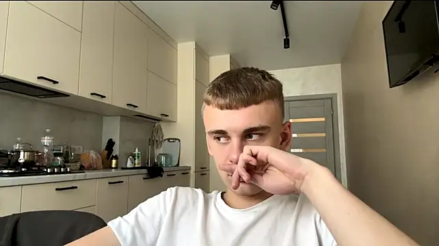 SoloFury – Naživo XXX chat