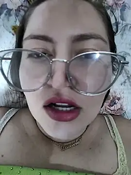 Chat +18 de Fetichista23 ao vivo