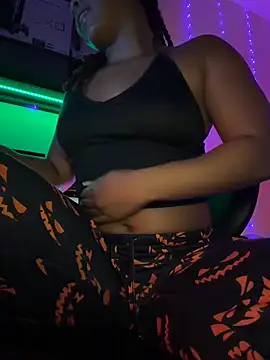 thebrattygoddess élő XXX-chatje