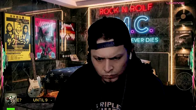 chino_roz Chat XXX live