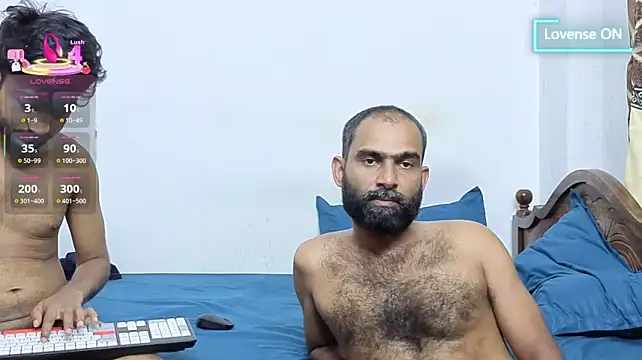 DesiDaddyandSon's Live XXX Chat