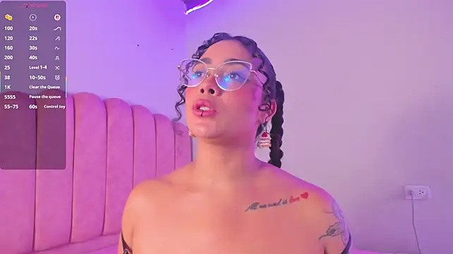 antonelllepiercee – Naživo XXX chat