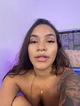 Chat XXX en directo de amara_wet04