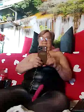 QueenPammy1's Live XXX Chat
