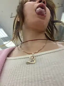SlavicCandyn Live XXX chat