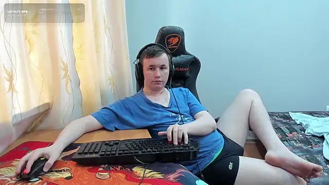 Show modela iliaskrislove na web-kameri