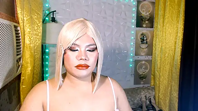 TSbrianaHugeCock Webcam show