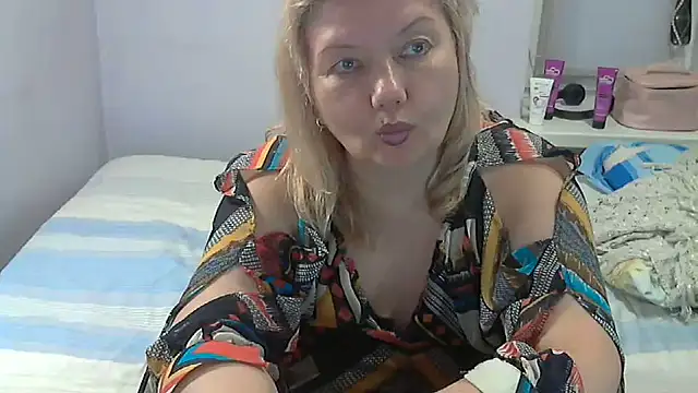 Chat XXX en directo de Lusi-777