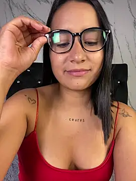 Chat XXX en directo de Val12777