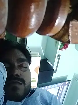 Foxboy65's Live XXX Chat