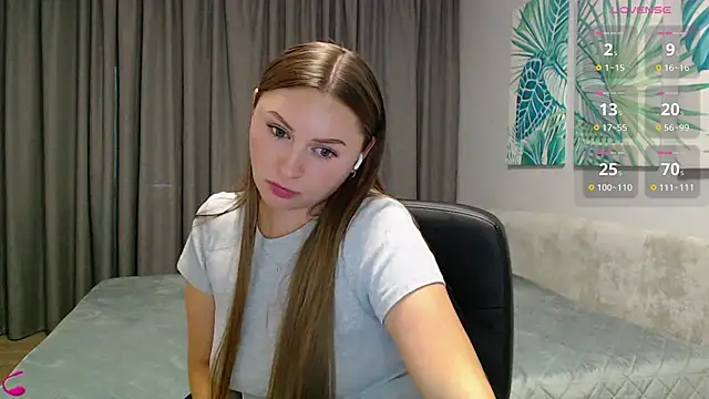mia_bloomy Adlı Modelin Canlı XXX Sohbeti