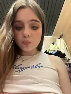 Živý XXX chat Lunabelle_