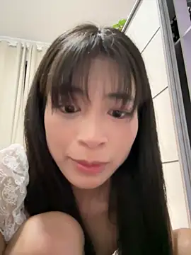 yiyiya520's Live XXX Chat