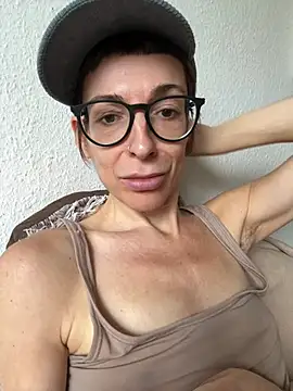 Antifistin's Live XXX Chat