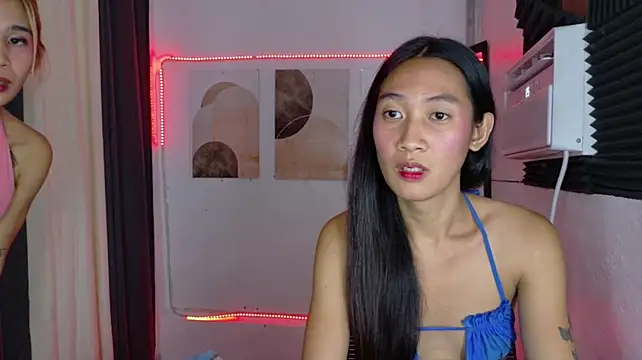 ScarletAndElysia's Live XXX Chat