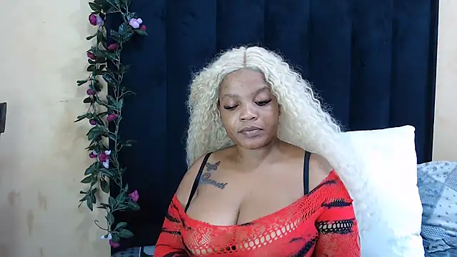 SweetestBootyXxX XXX чат на живо