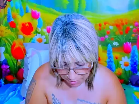 Chat XXX en directo de indianroxy