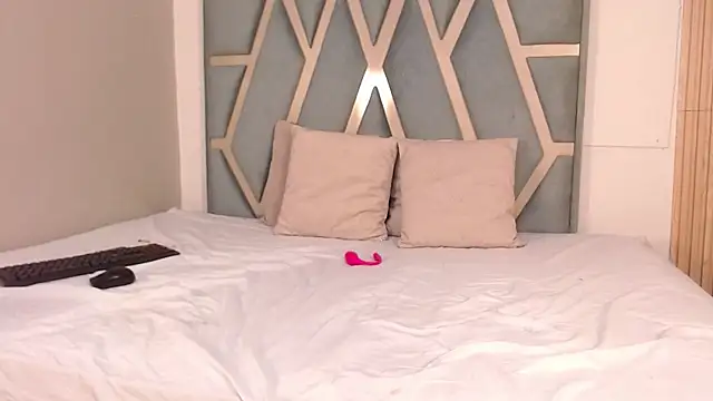 sirena_fuego Adlı Modelin Canlı XXX Sohbeti