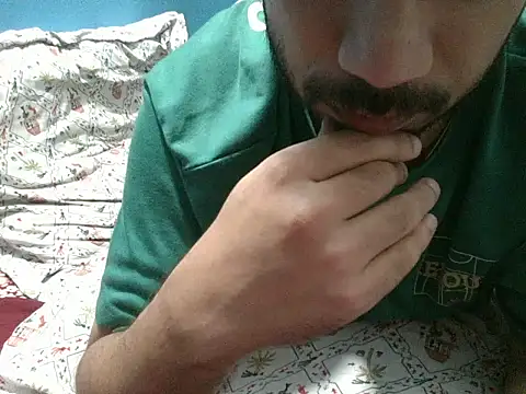 Precumboner live XXX chat