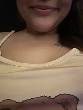 XXX chat uživo modela Pink_BabyDoll