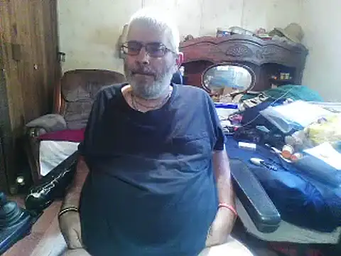 XXX chat uživo modela hearseguy77