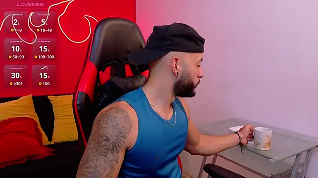 Mike_savage3 XXX чат на живо