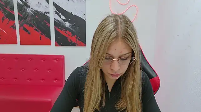 XXX chat uživo modela AlicePulse