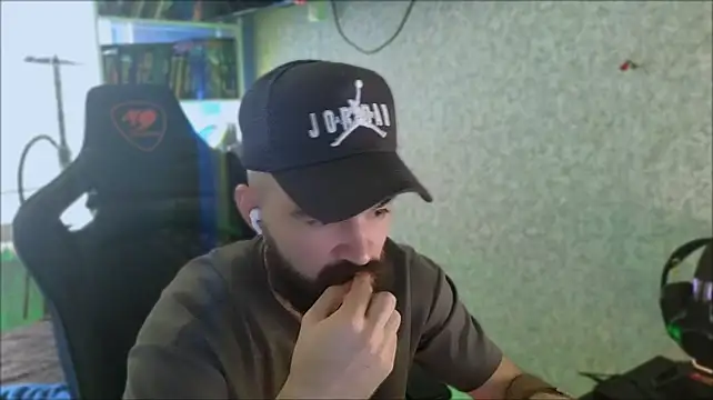 Онлайн чат XXX _Serious_Man