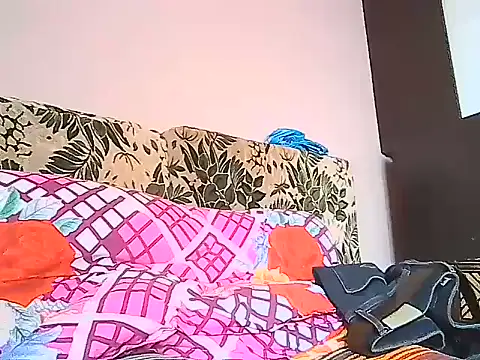 Chat +18 de bambolino1978 ao vivo