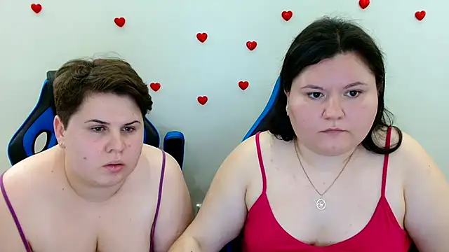 צ'אט XXX בשידור חי של BeckyAndHellen