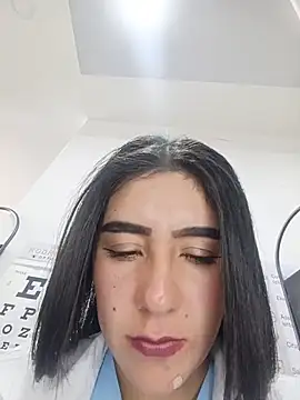 CAROLINE__07 XXX чат на живо