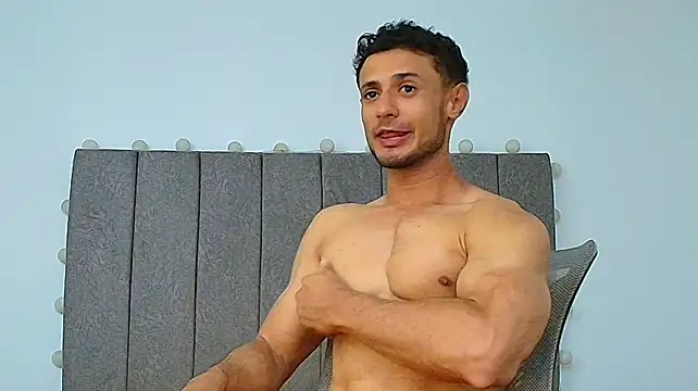 Adonys_Lewis_ Chat XXX live