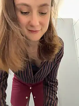 Chat +18 de Dina_Tease ao vivo