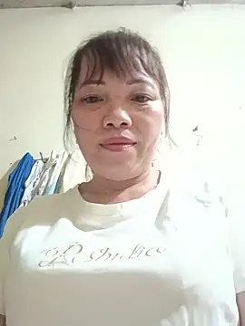 Sana-vn Adlı Modelin Canlı XXX Sohbeti