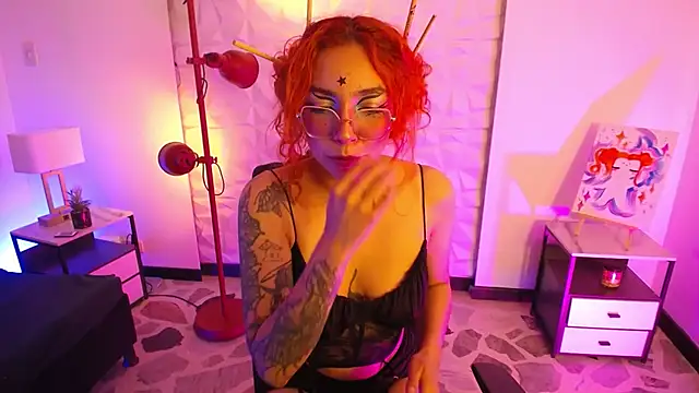mere_in_redd XXX чат на живо