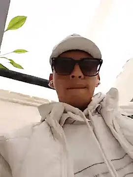GOODBOYJean_ webkamerás műsora