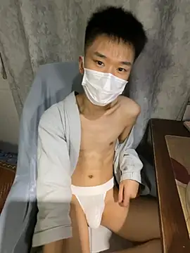 Zhang_yiovo Chat XXX in diretta