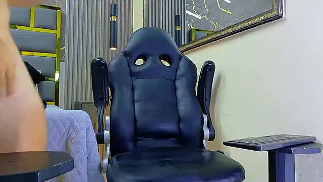 Онлайн чат XXX ALANNFERRER