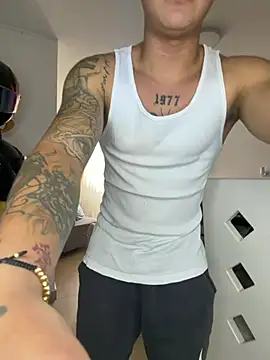 Chatroom XXX en direct de Christopher_strongg