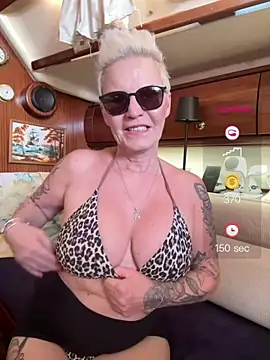 German_Milf élő XXX-chatje