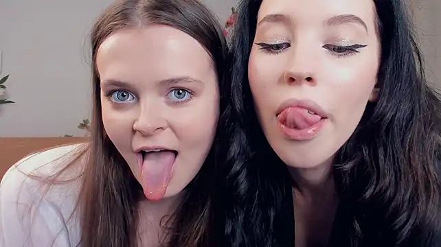 Онлайн чат XXX CleotildePiel