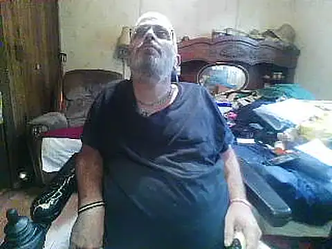 Chatroom XXX en direct de hearseguy77