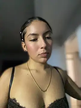 Julieth_ec_ Live XXX-Chat