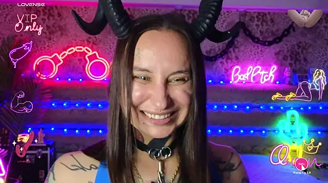 XXX chat uživo modela Cool_Freak_